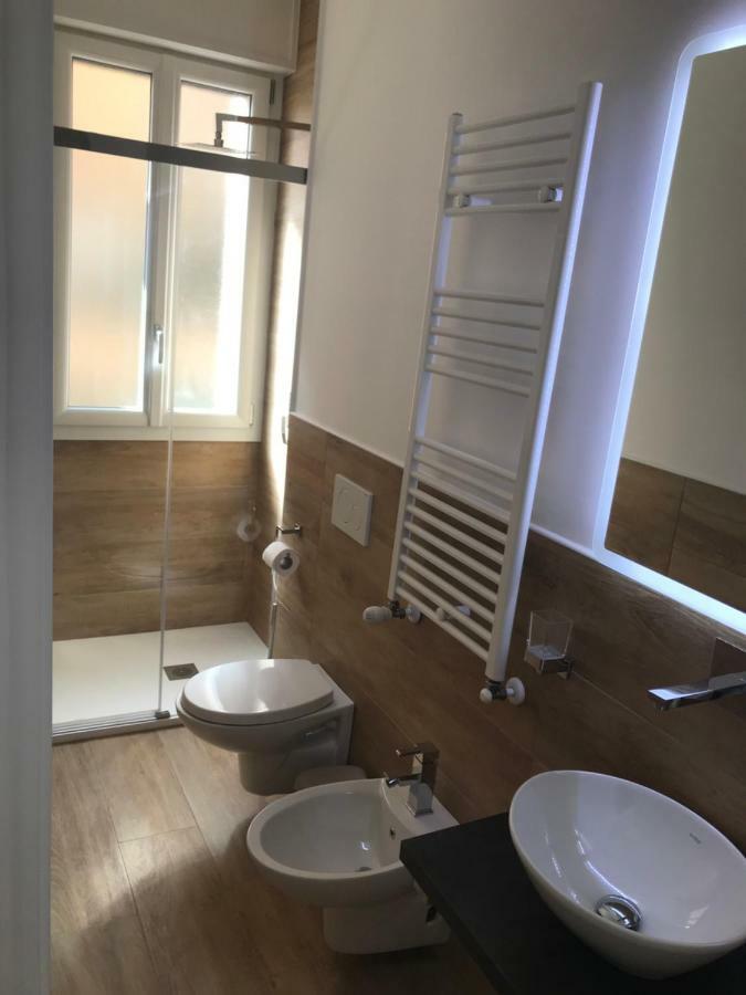 Riva Reno 54 Rooms 볼로냐 외부 사진